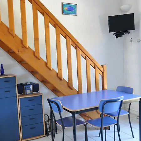 Maisons Du
